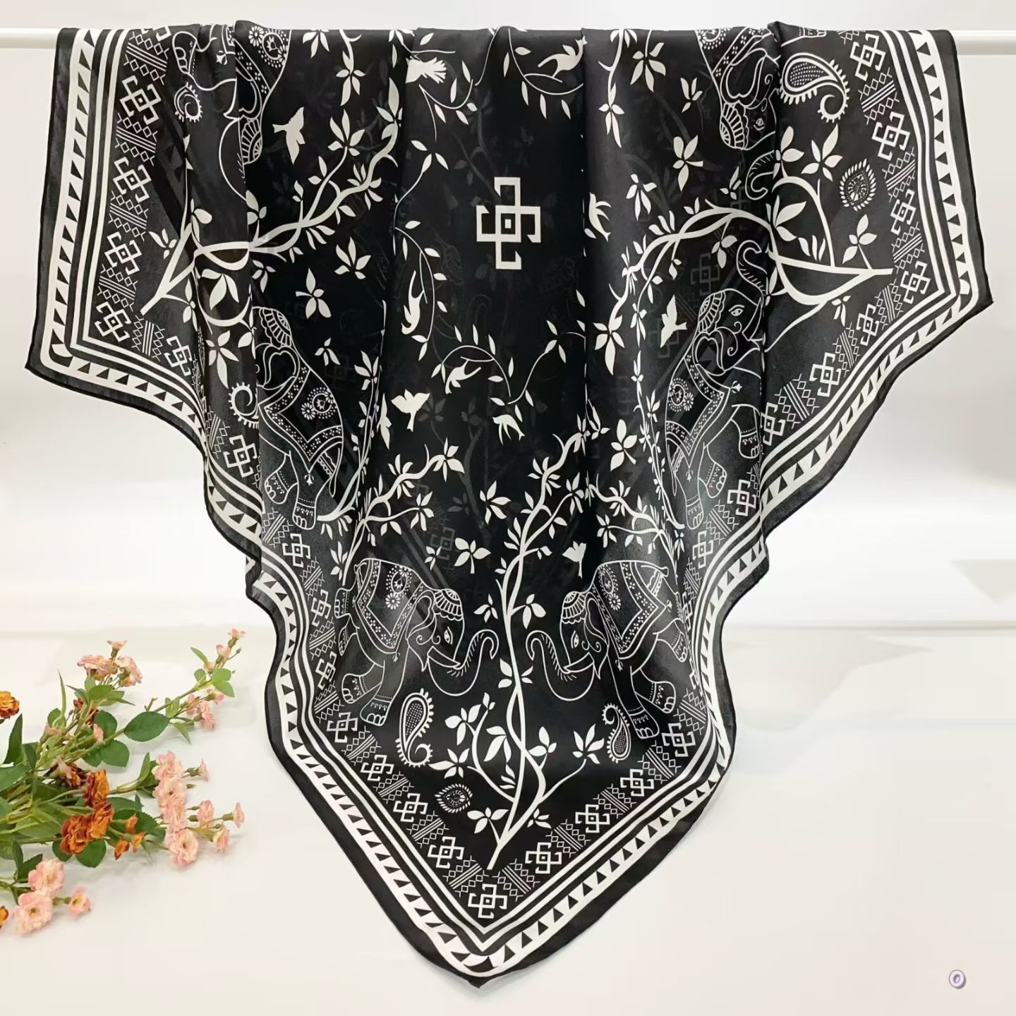 100% Real Silk Crepe Satin 90x90cm – Heavyweight 55g (with Pack) Square Scarf