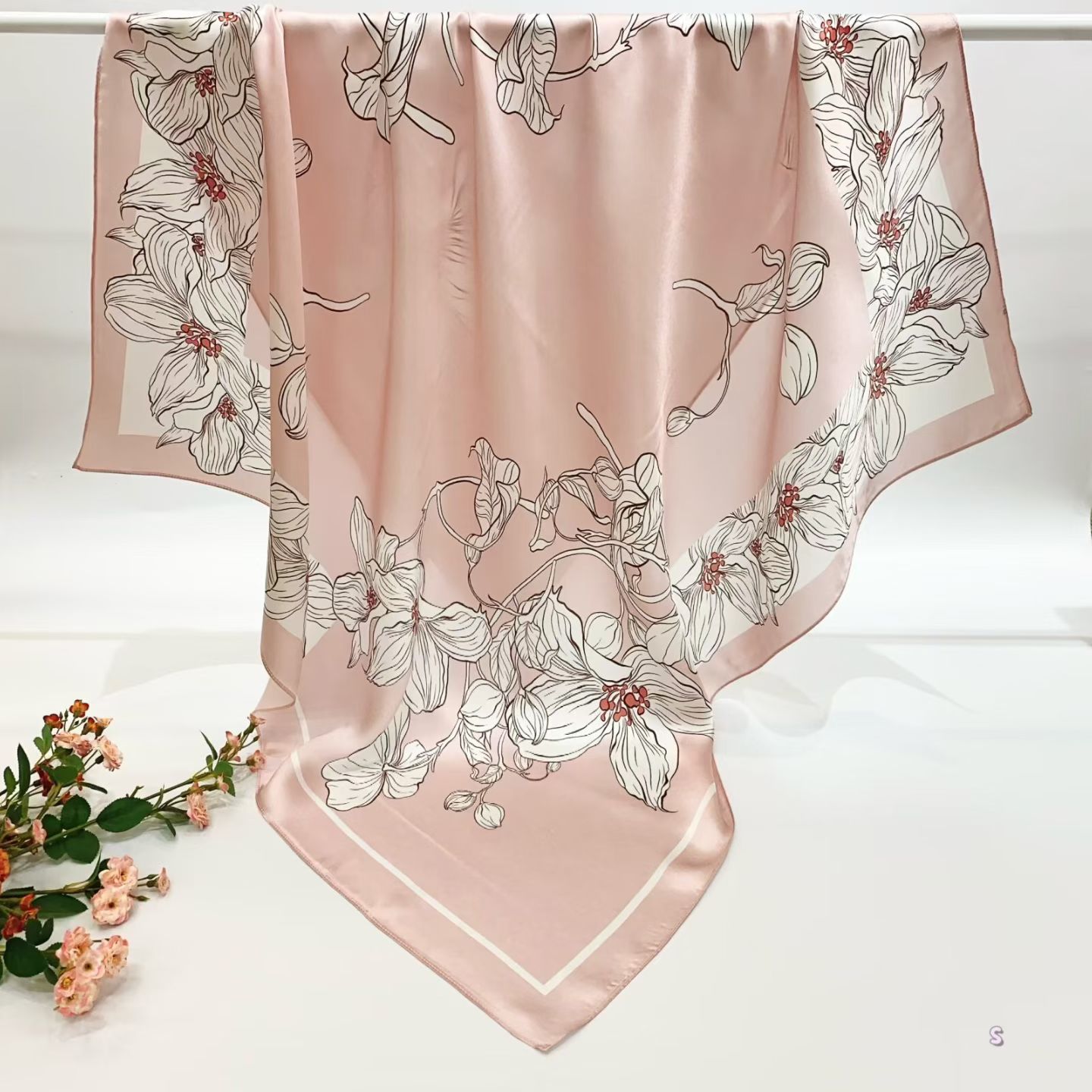 100% Real Silk Crepe Satin 90x90cm – Heavyweight 55g (with Pack) Square Scarf